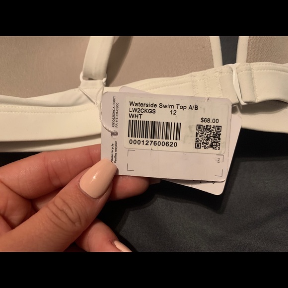 LULULEMON SWIMSUIT TOP - Picture 6 of 6